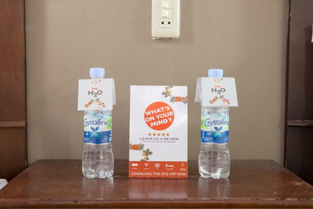 Oyo 1030 Hotel Bumi Asih Medan Eksteriør billede