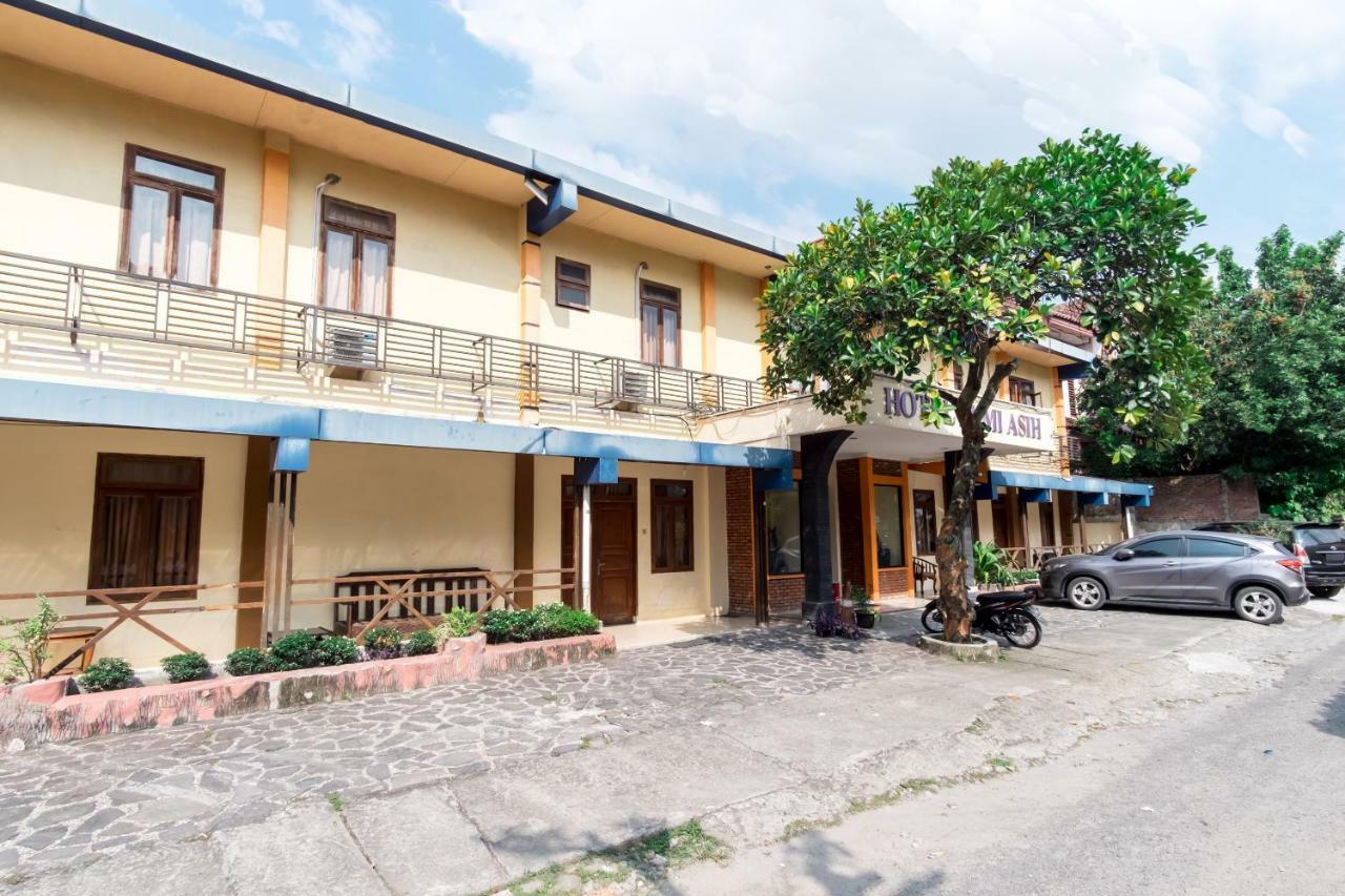 Oyo 1030 Hotel Bumi Asih Medan Eksteriør billede