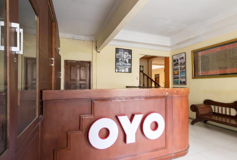 Oyo 1030 Hotel Bumi Asih Medan Eksteriør billede