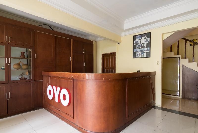Oyo 1030 Hotel Bumi Asih Medan Eksteriør billede