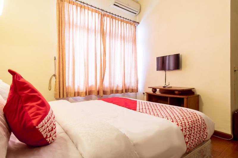 Oyo 1030 Hotel Bumi Asih Medan Eksteriør billede